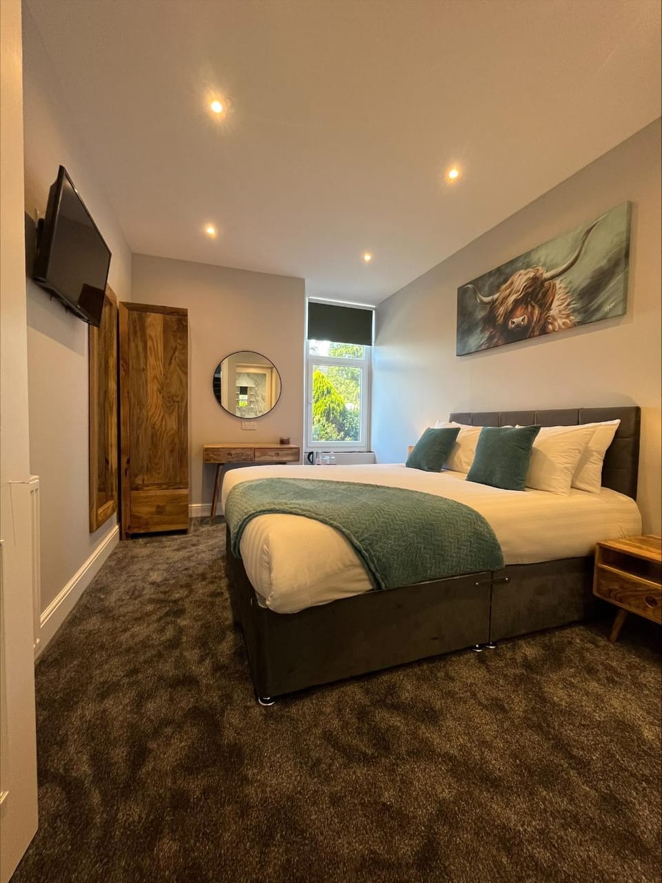 Photo of the whole room