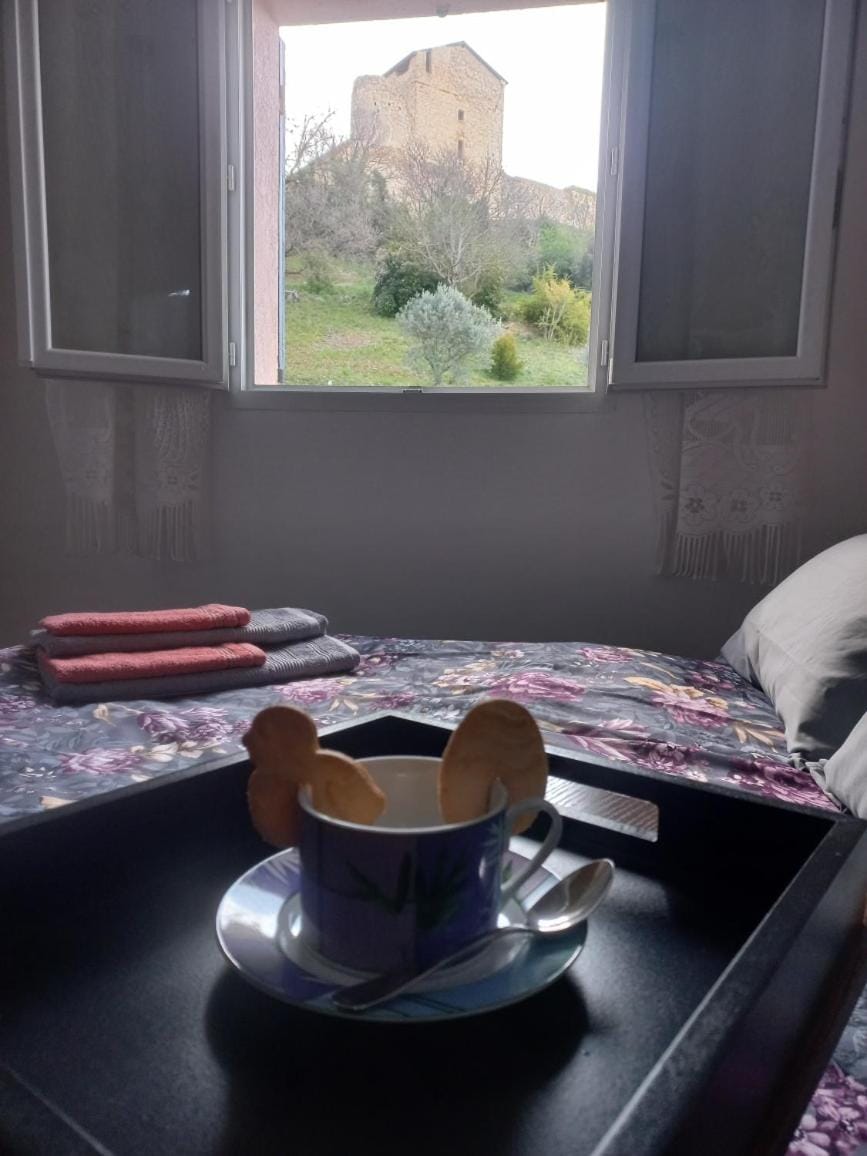 Le repaire des muses, Greoux studio Apartment in Gréoux-les-Bains