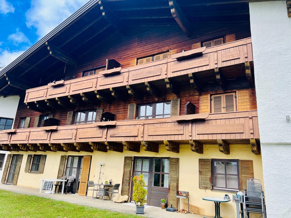Property building, Balcony/Terrace