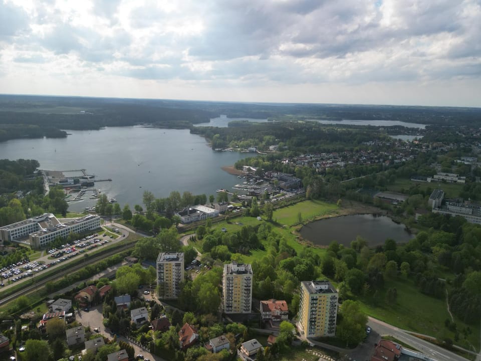 Bird's eye view, Lake view