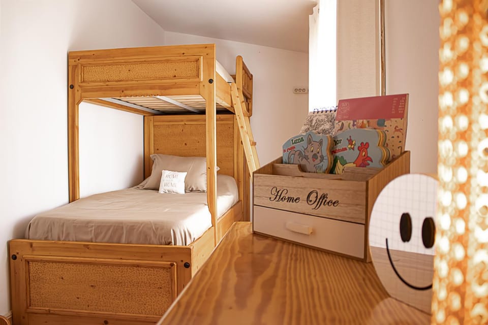 bunk bed