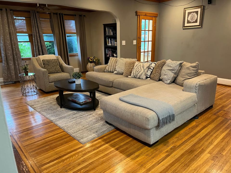 3 bedroom stylish house House in Buffalo