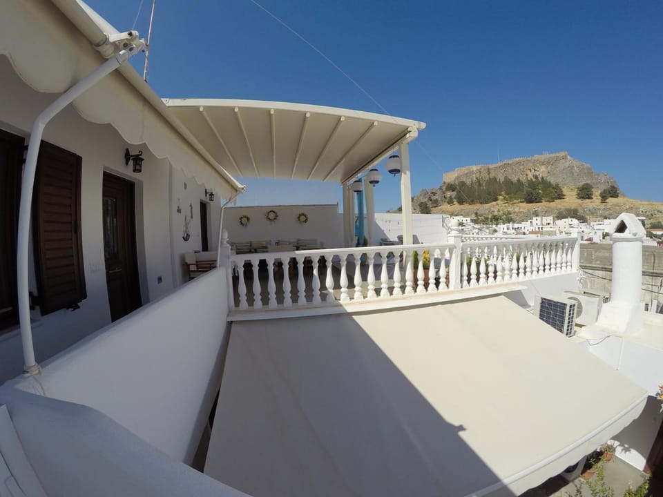 Property building, View (from property/room), Balcony/Terrace