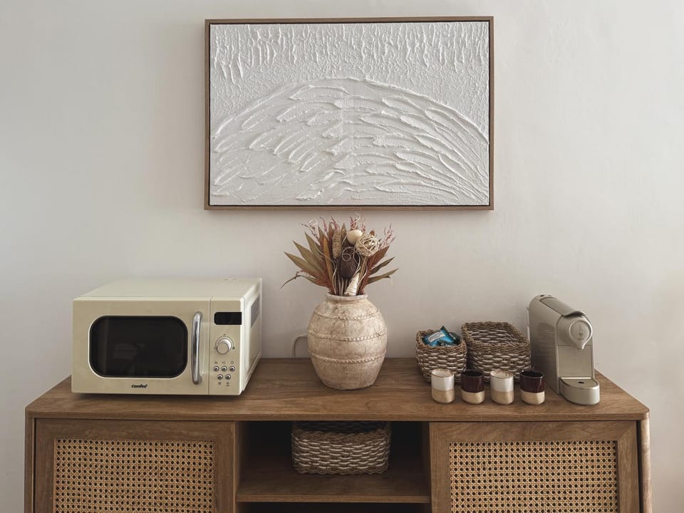 Living room, microwave