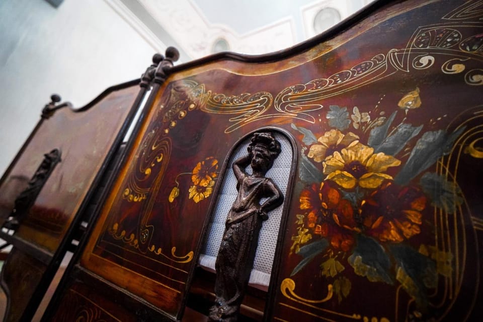 Decorative detail