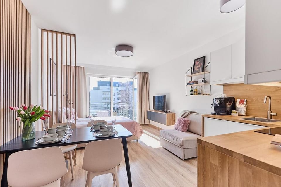 Kitchen or kitchenette, Dining area, pet friendly, stove