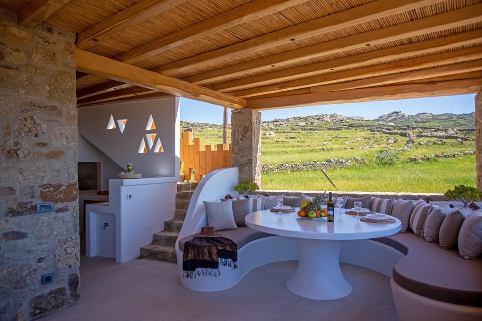Day, Natural landscape, Dining area