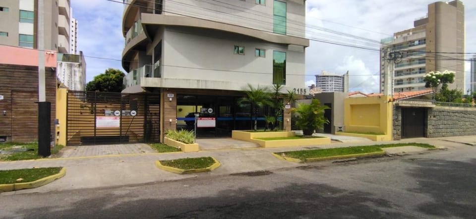 Property building, Street view, Location