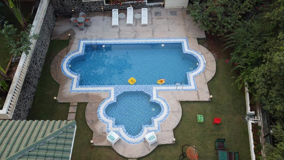 Patio, Day, Pool view, Swimming pool, Swimming pool, sunbed