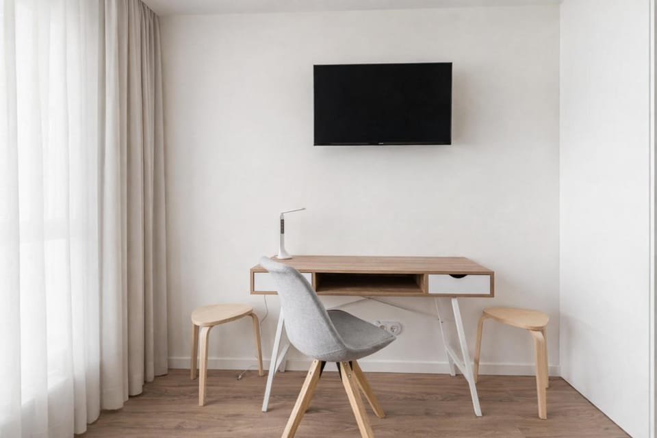 Communal lounge/ TV room, TV and multimedia, Dining area, Evening entertainment