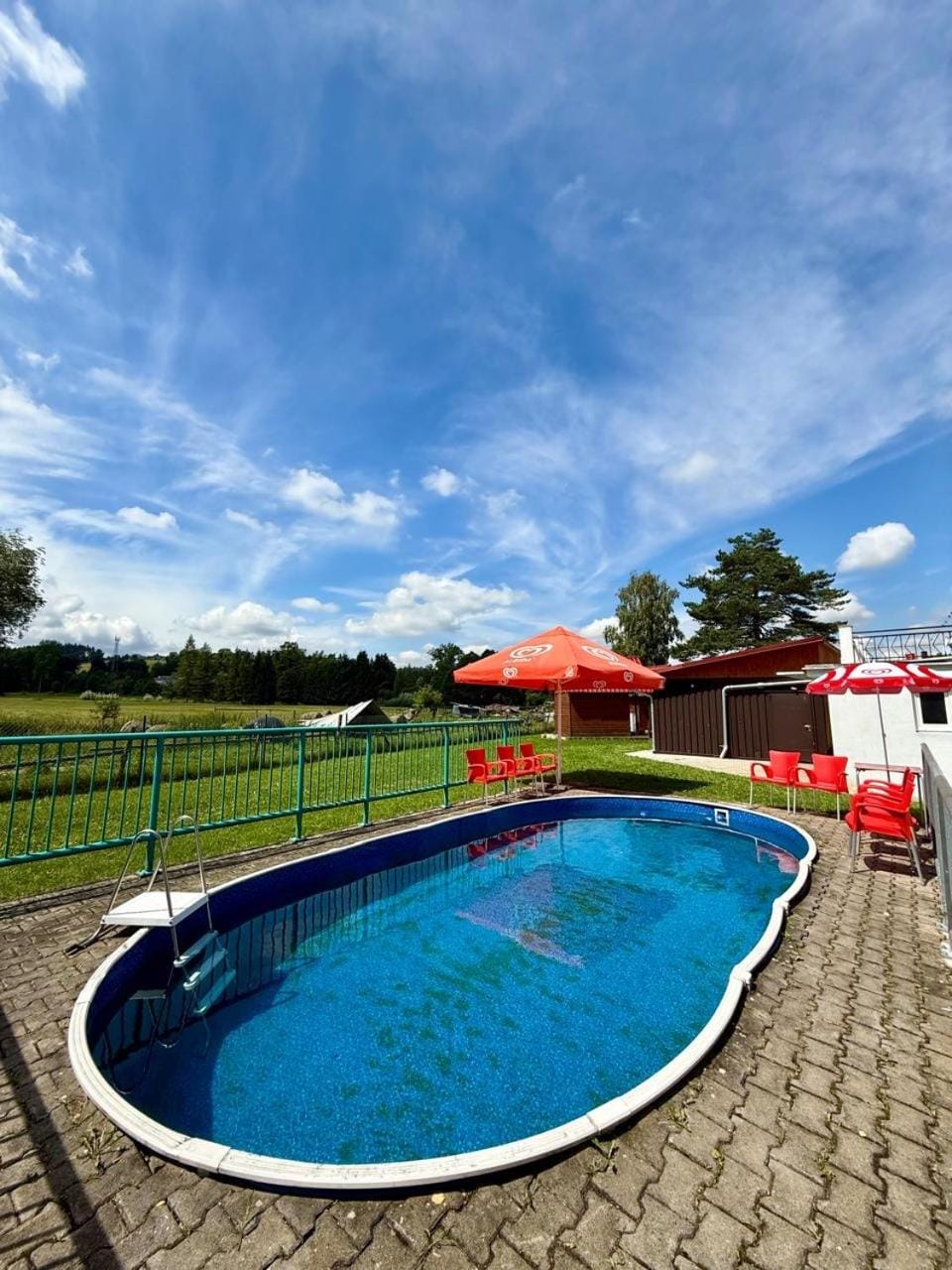 Penzion Horní Bradlo Bed and Breakfast in Czechia