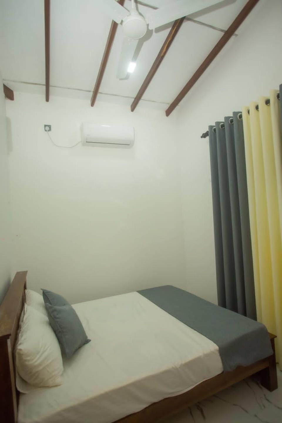 HM Green Palace Bed and Breakfast in Southern Province