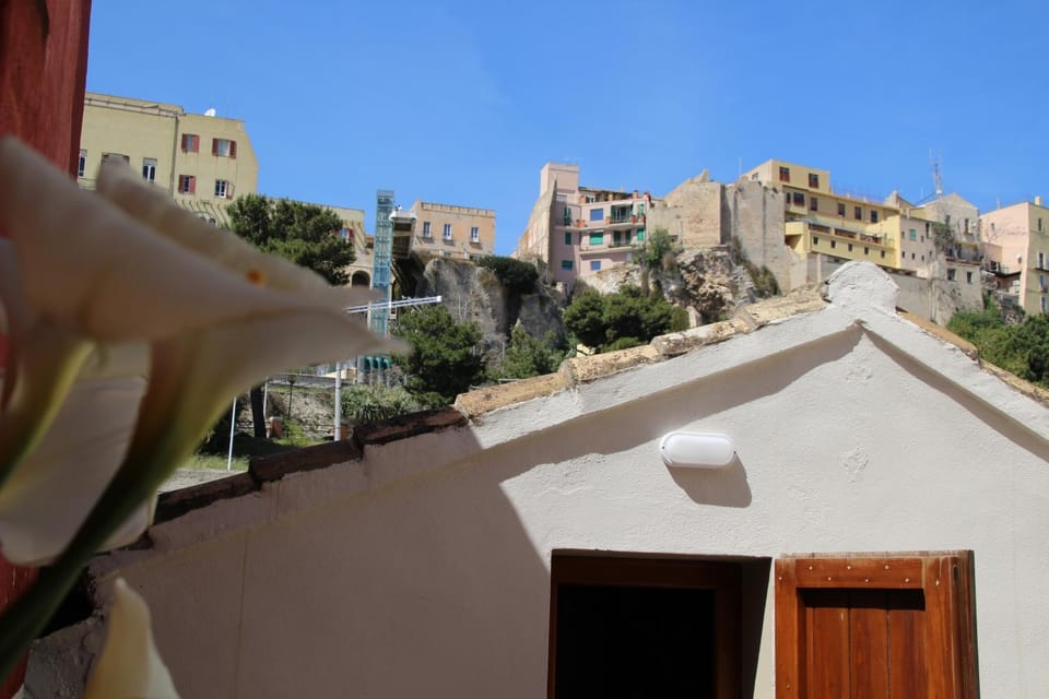 Day, Balcony/Terrace, City view