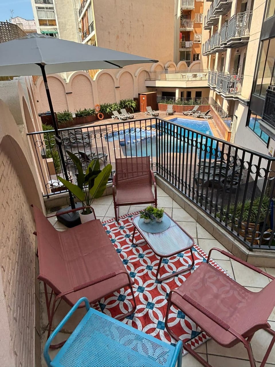 Casa Tita - Exclusivo Apartamento con Gran Terraza y Vistas a la Piscina en Lloret de Mar Apartment in Lloret de Mar