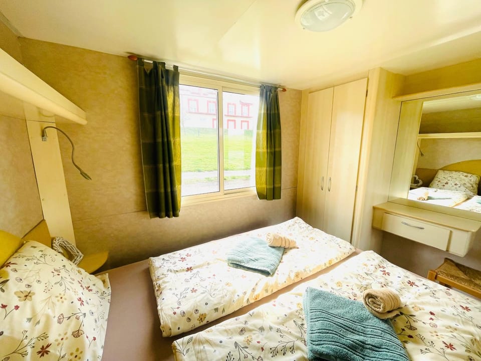 Bed, Photo of the whole room, Bedroom, towels, wardrobe