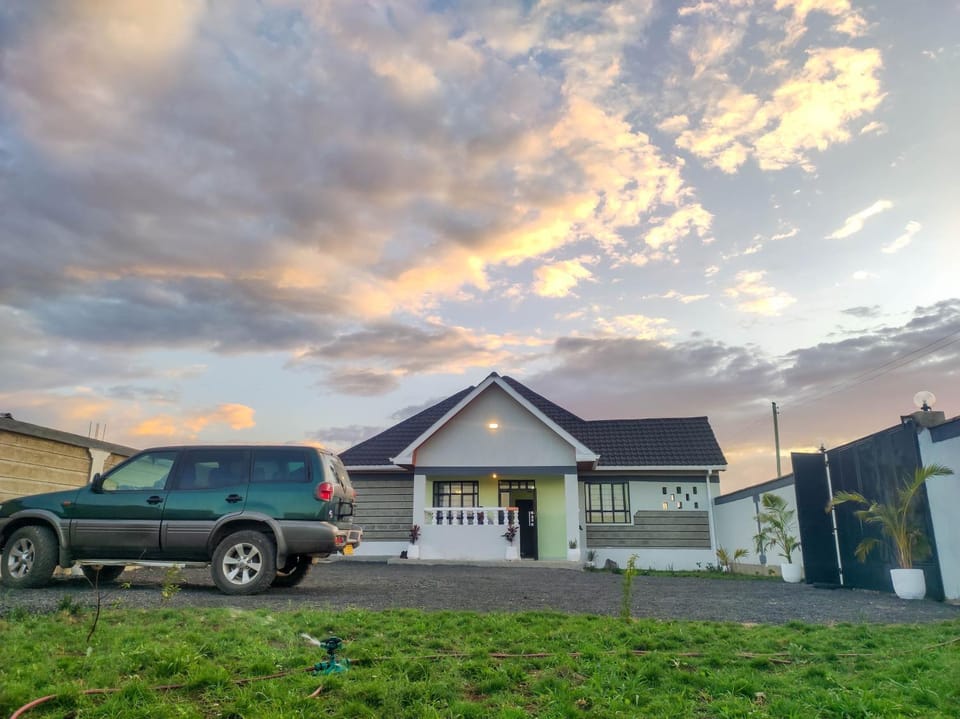Property building, Parking