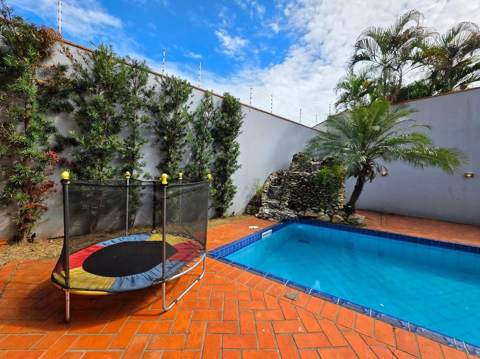4 quartos com lazer, 15 min das Cataratas. House in Foz do Iguaçu