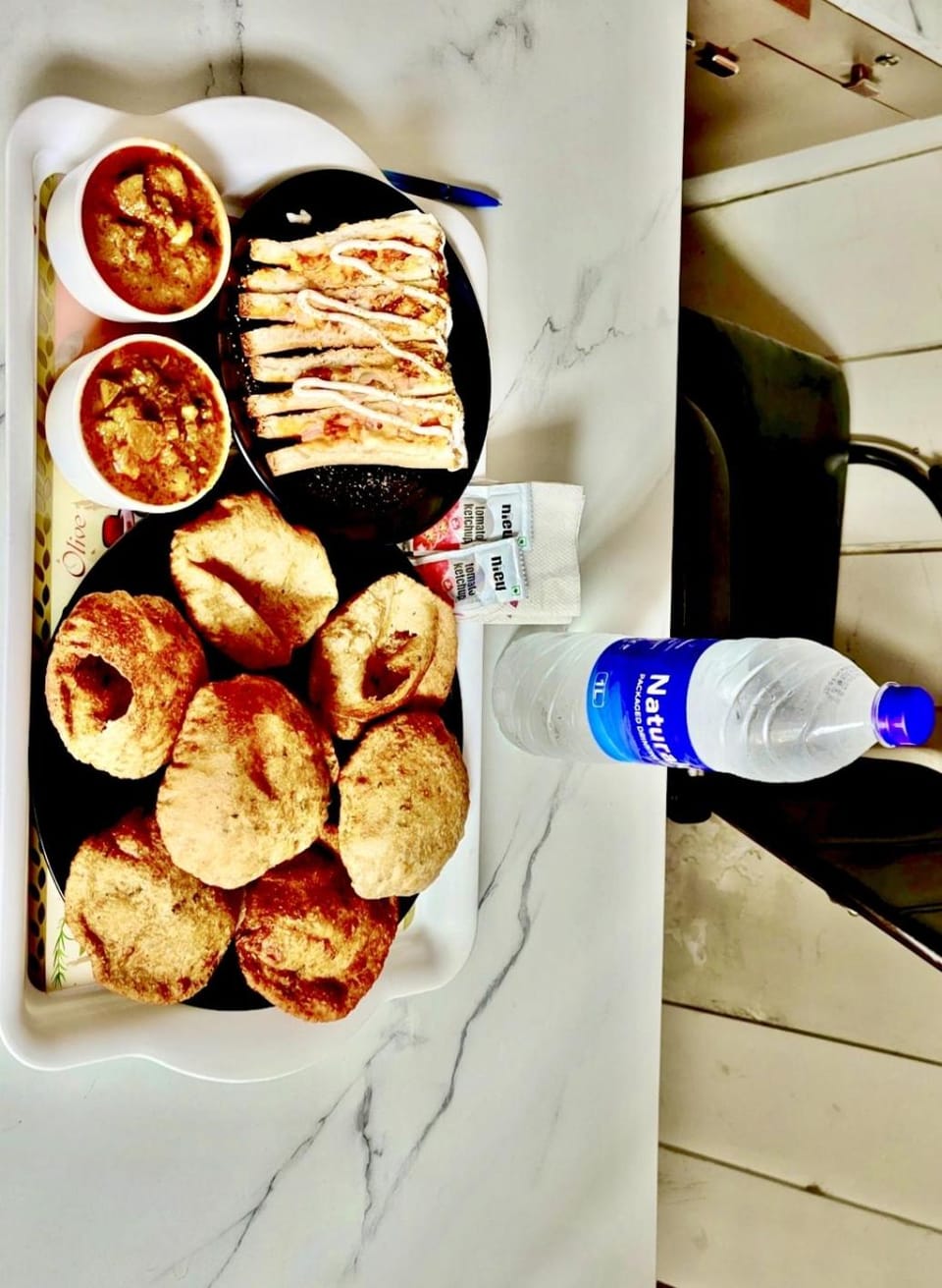 Food and drinks, Food, Drinks
