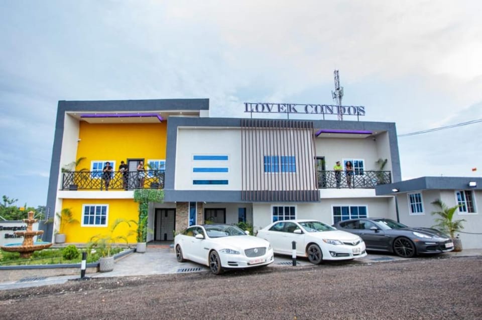 Lovek Condos Hotel in Kumasi