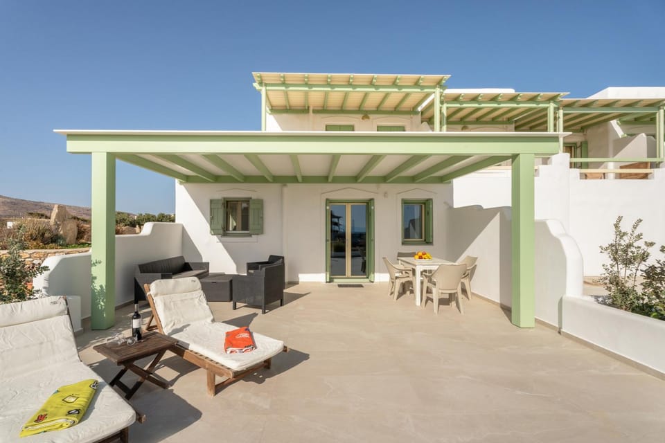 Patio, Day, Balcony/Terrace, Balcony/Terrace, Seating area, sunbed