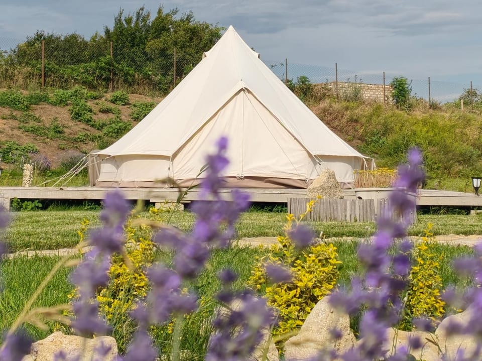 ILLU Glamping Luxury tent in Moldova
