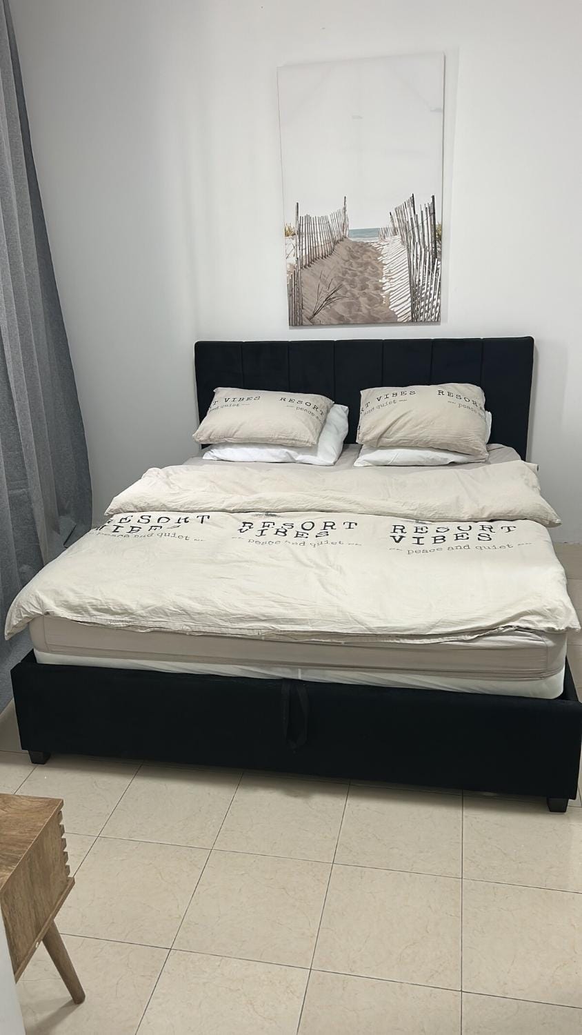 SIMA Suite Unit 2 Apartment in South District