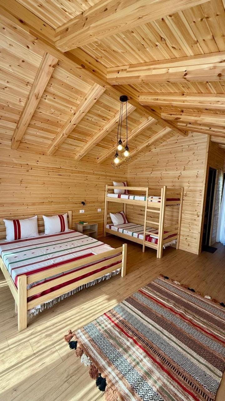 Tringa Guesthouse - Mrizi i Zanave Bed and Breakfast in Europe