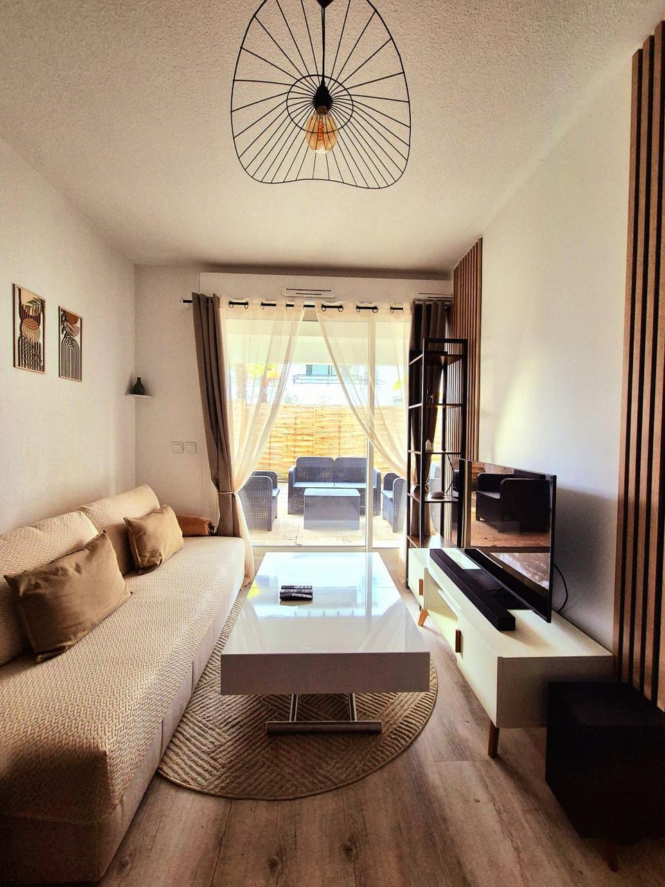 TV and multimedia, Living room