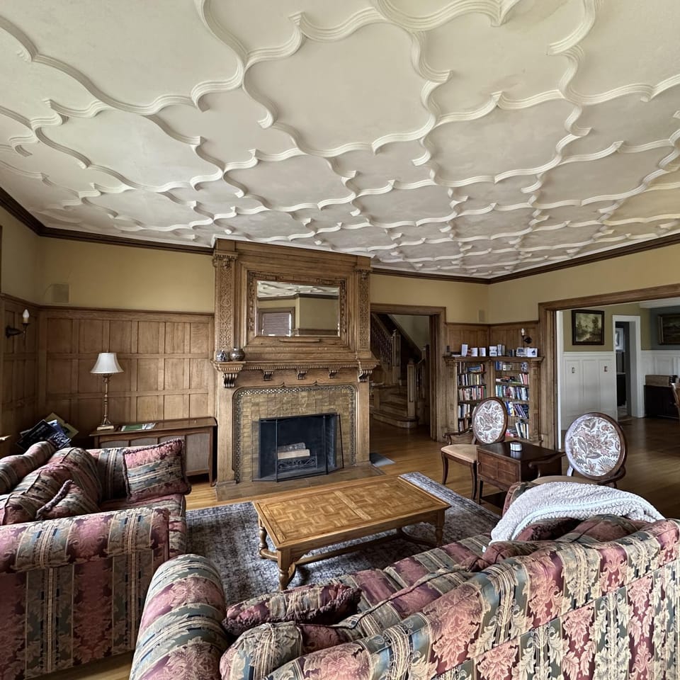 Historic Tudor with River Views & Fun Gaming Room House in Davenport
