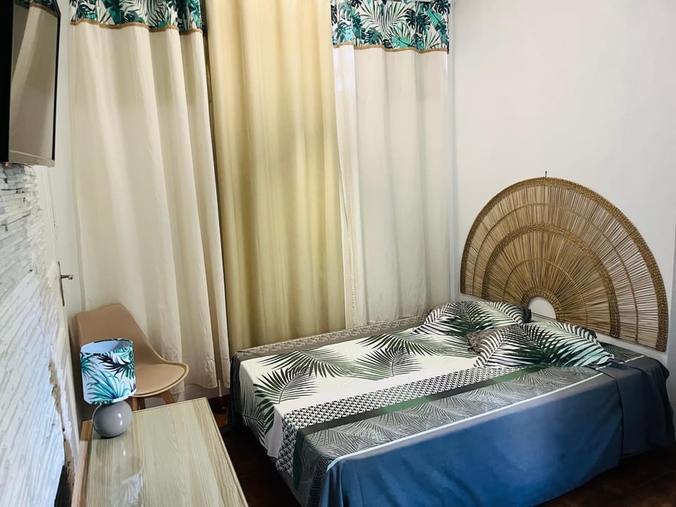 Villa Schœlcher, vue sur mer a 3 min à pied, avec piscine Apartment in Martinique