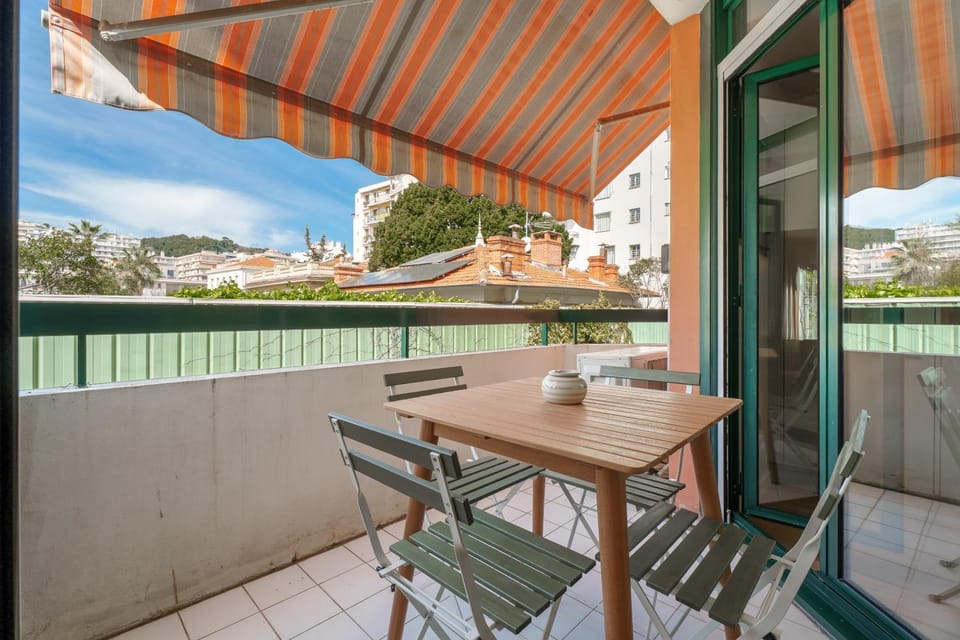 Patio, Day, View (from property/room), Balcony/Terrace, Dining area