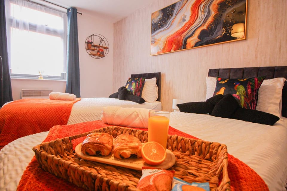 Bed, Bedroom