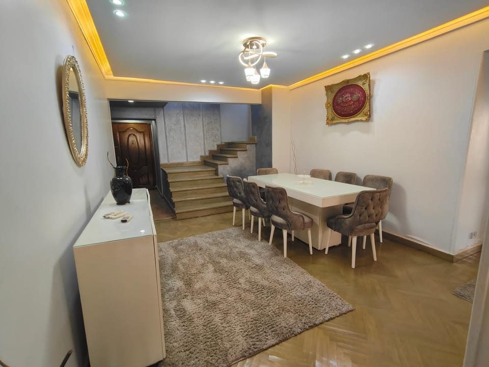 دوبلكس علي النيل Apartment in Cairo