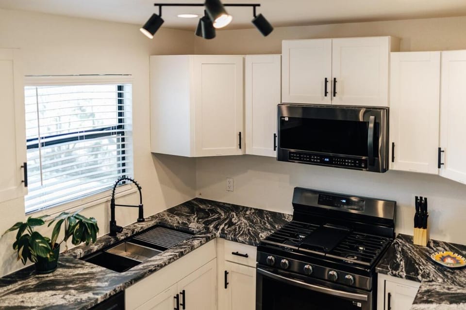 Kitchen or kitchenette, stove