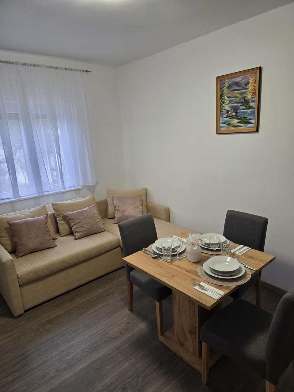 Living room, Dining area