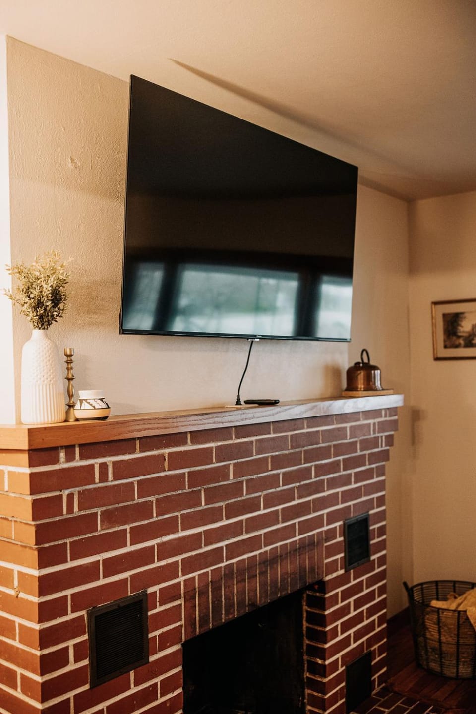 TV and multimedia, fireplace