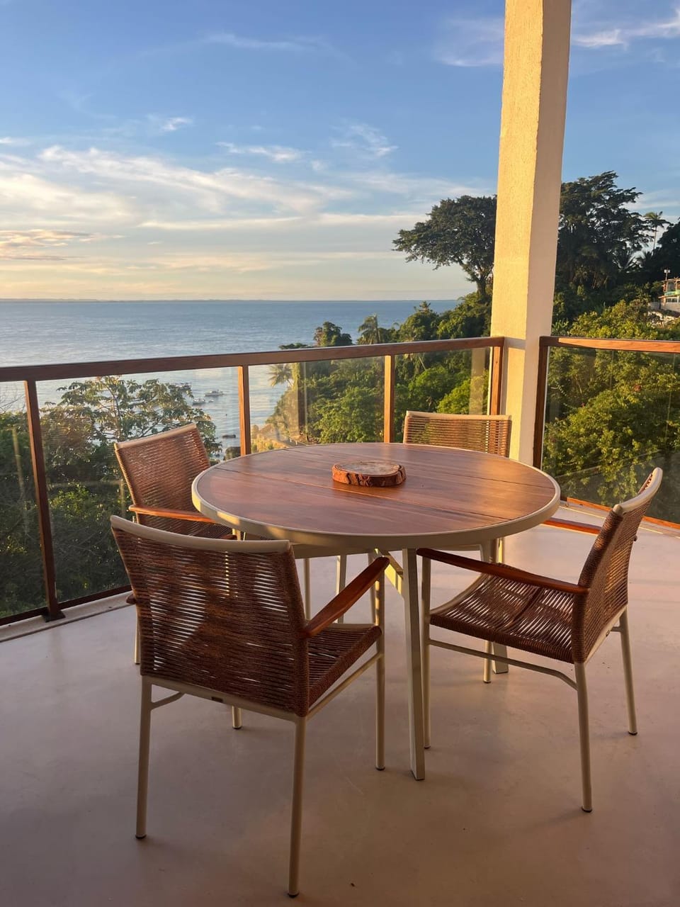 Natural landscape, View (from property/room), Balcony/Terrace, Living room, Sea view
