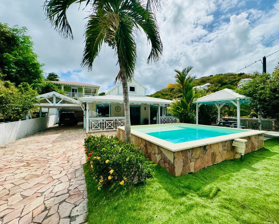Garden, Swimming pool