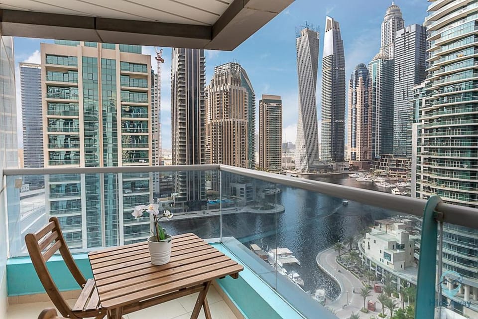 2BR Breathtaking Waterfront Heart of Marina Apartment in Dubai