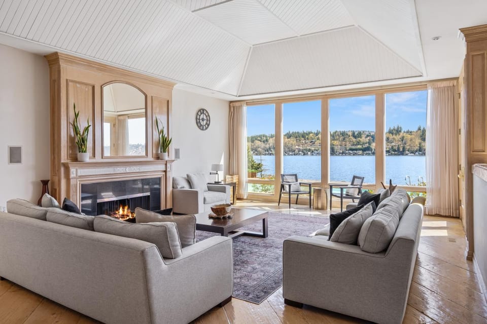 Living room, Seating area, Lake view