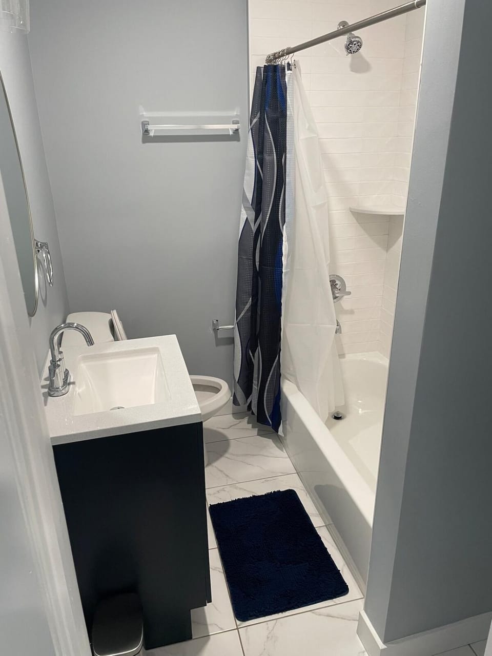 Prime Location Explore NYC Apartment in Union City