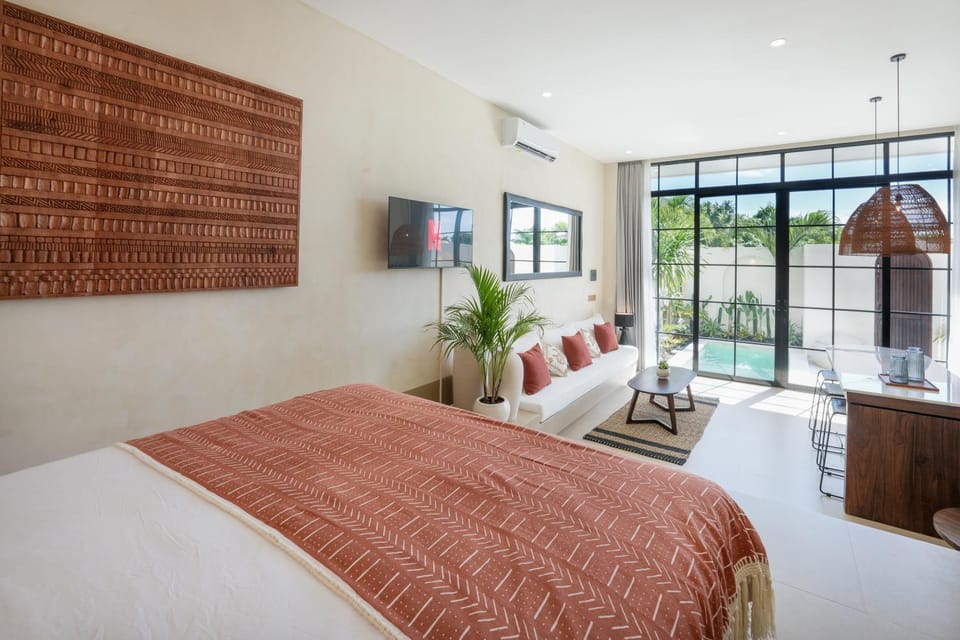 Communal lounge/ TV room, Bed, TV and multimedia, Photo of the whole room, Bedroom, air conditioner