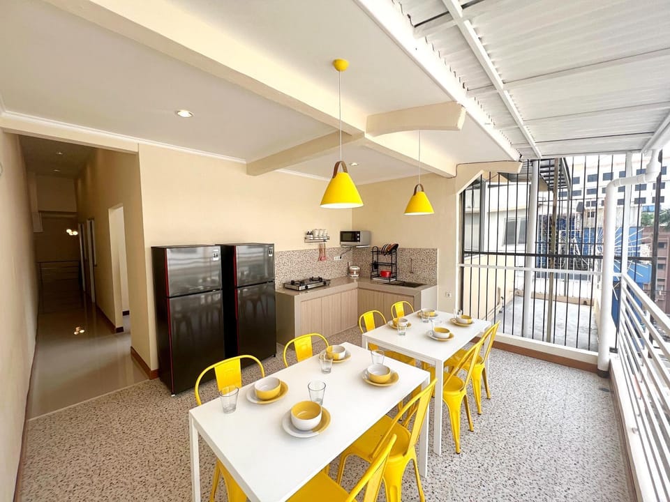 Kitchen or kitchenette, kitchen