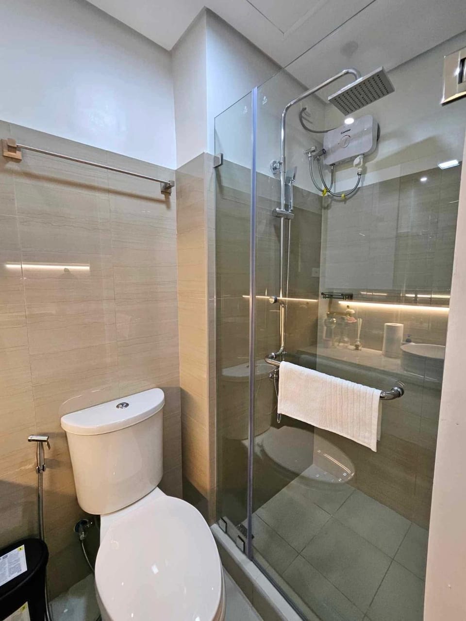 Shower, Bathroom, bidet