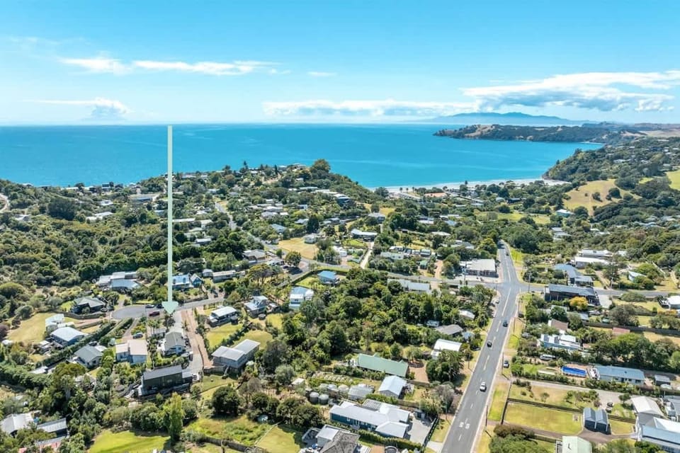 Hartlock in Onetangi House in Auckland Region