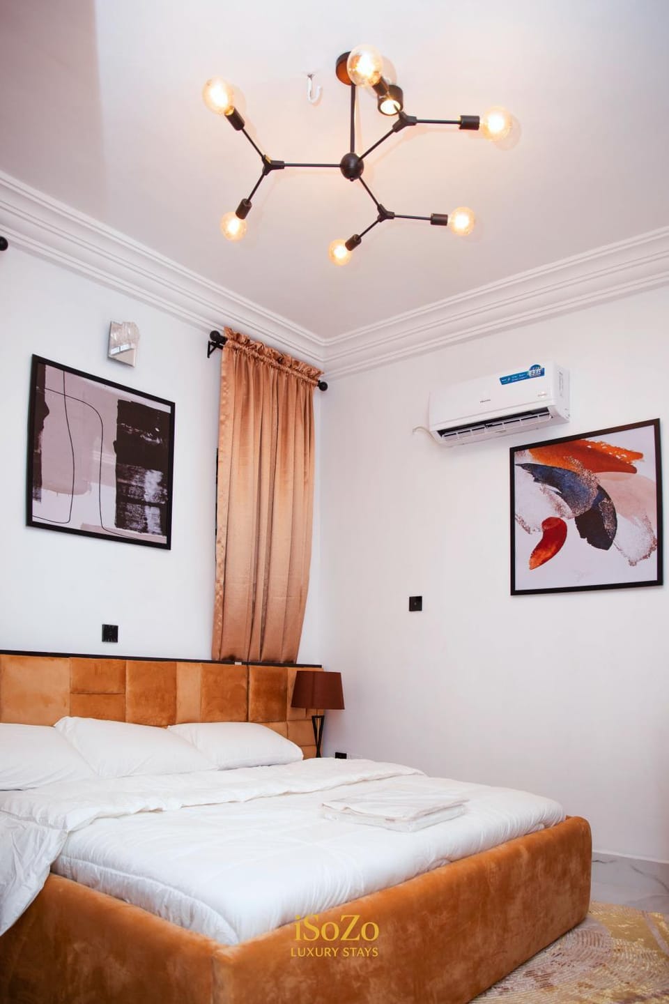 Bed, Photo of the whole room, Bedroom, air conditioner