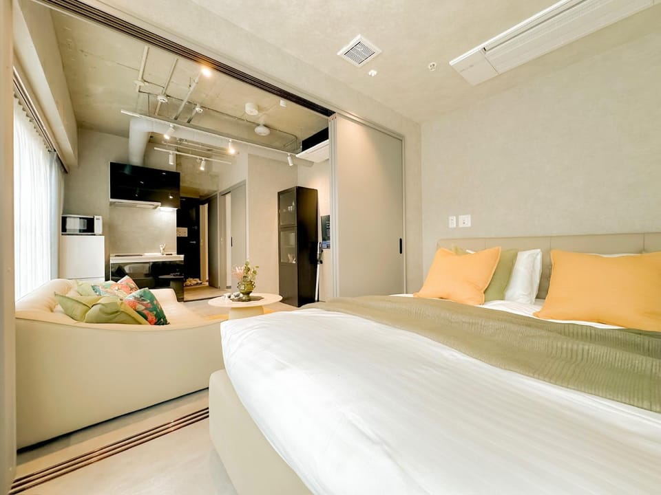 Living room, Photo of the whole room, Bedroom