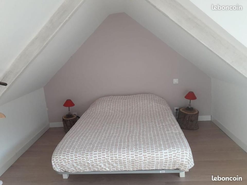 Gîte dans un écrin de verdure 3 mn mer House in Étables-sur-Mer