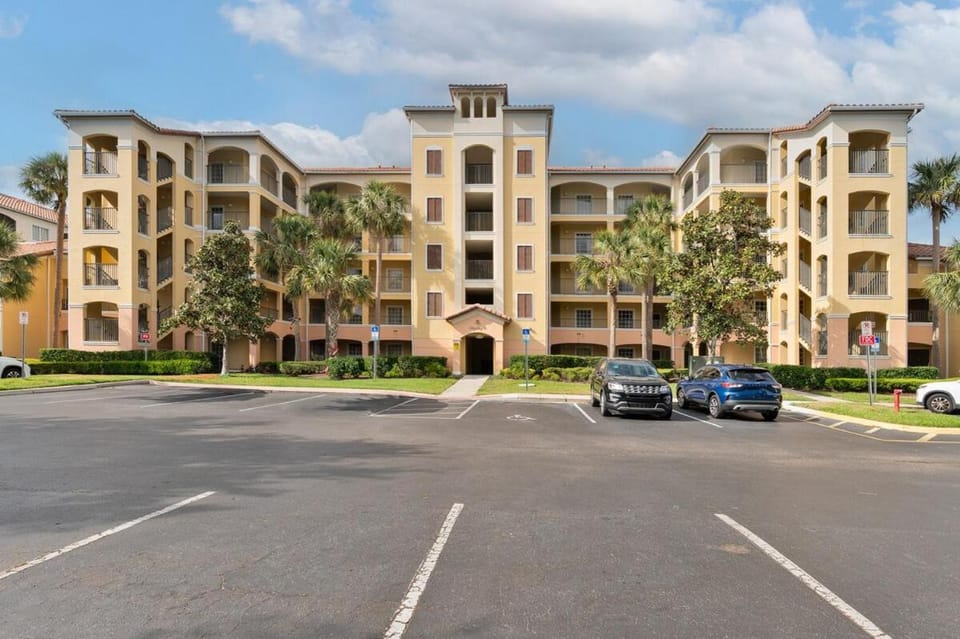 Property building, Parking