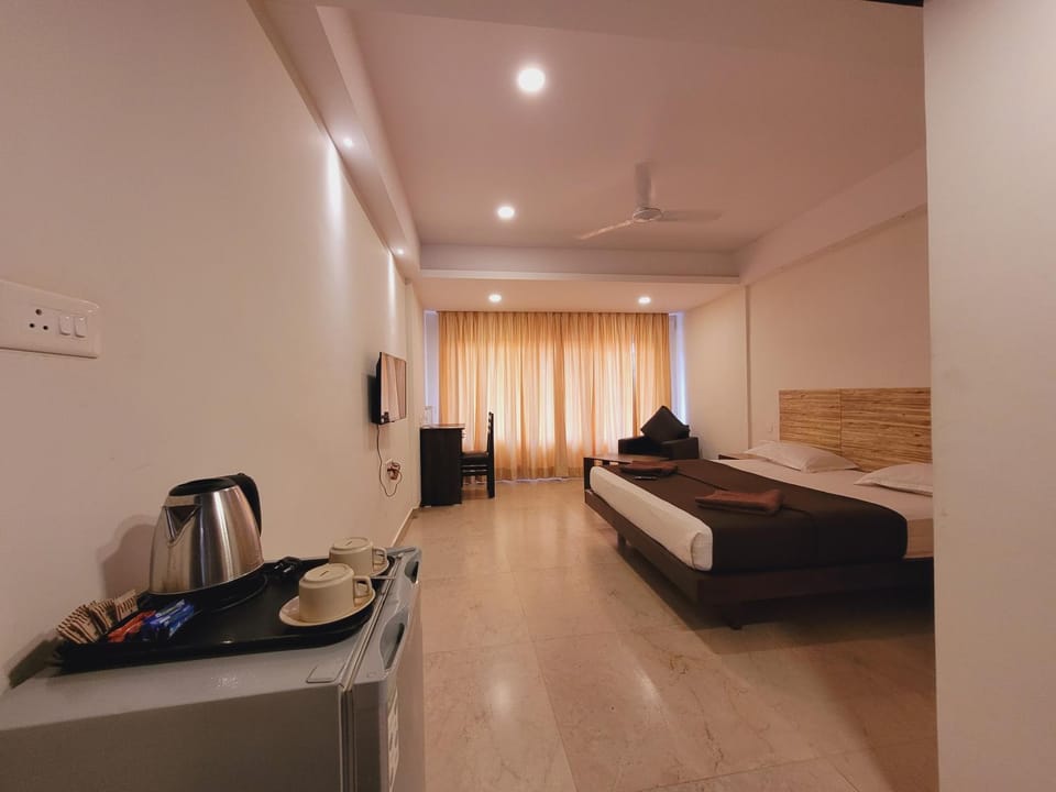 Bed, TV and multimedia, Coffee/tea facilities, Photo of the whole room, Bedroom
